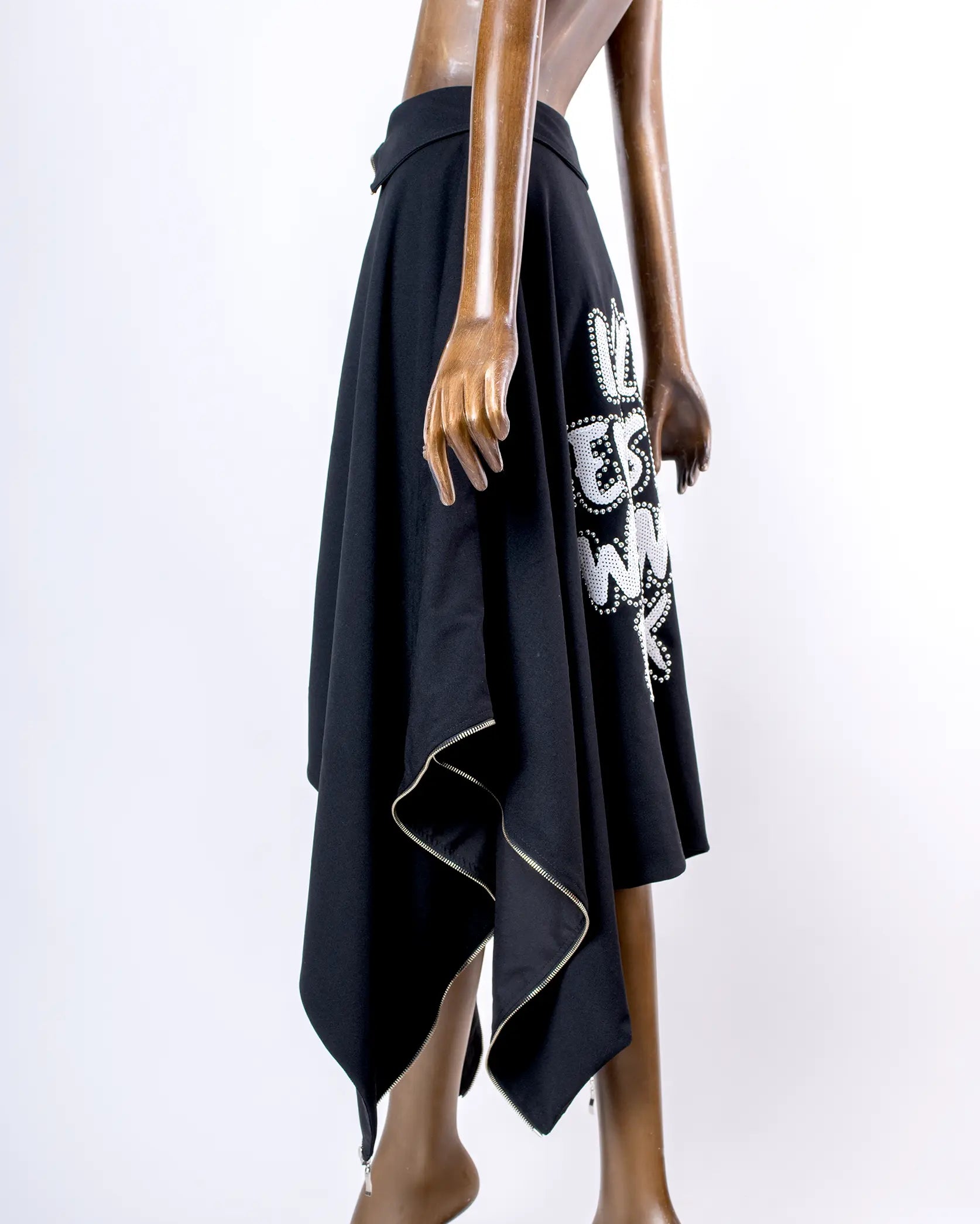 Capa Falda Transformable mujer | I will never stop wearing black
