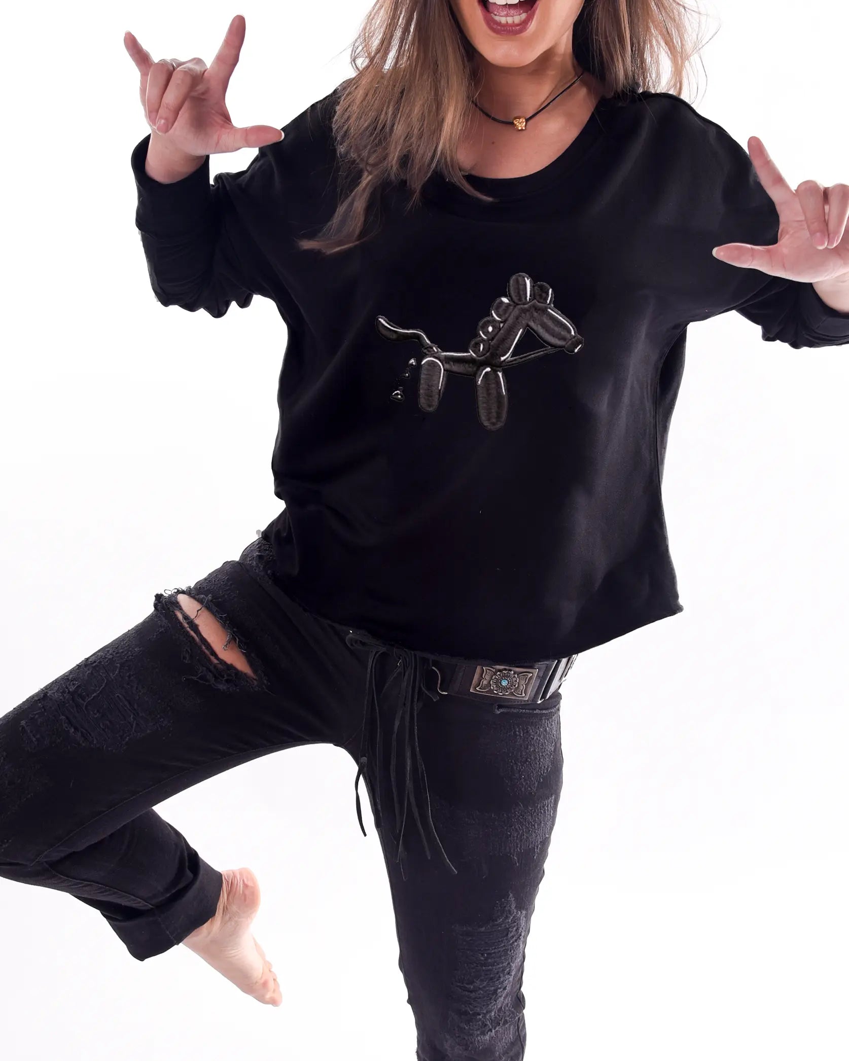 Sweat crop negra caballo de globos | Pooping
