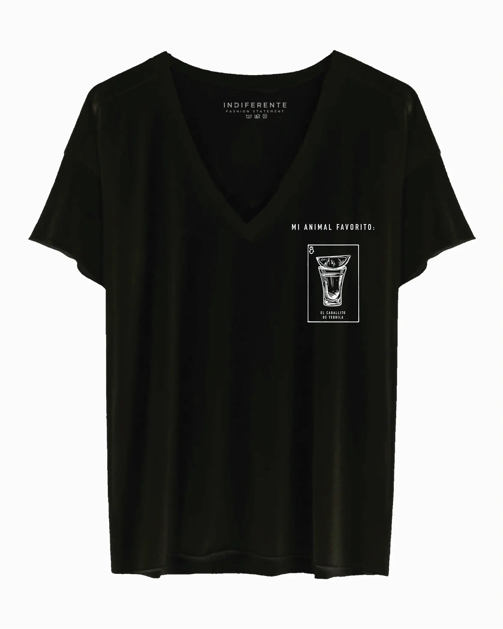 Playera negra In-Diferente fashion con caballito de tequila y frase Mi Animal Favorito
