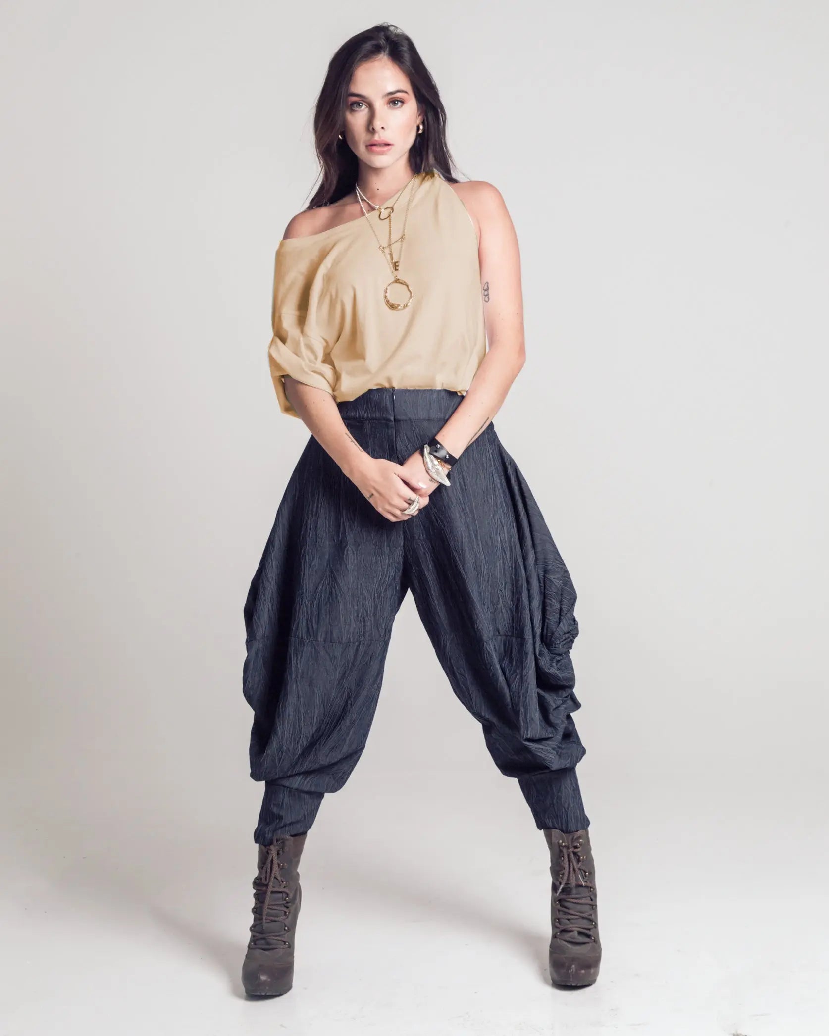Playera asimetrica In-Diferente Fashion Indiferente